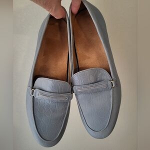 VIONIC Newport Loafers Vintage Blue Haze 8.5